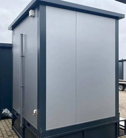 Contentor sanitário novo com duas cabines de WC