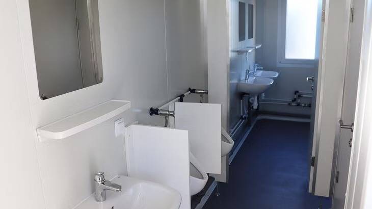 Contentor sanitário novo de 6 metros