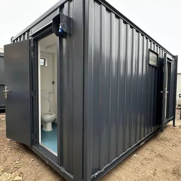 Novo bloco sanitário "3 + 1" de 4,8 × 2,7 m