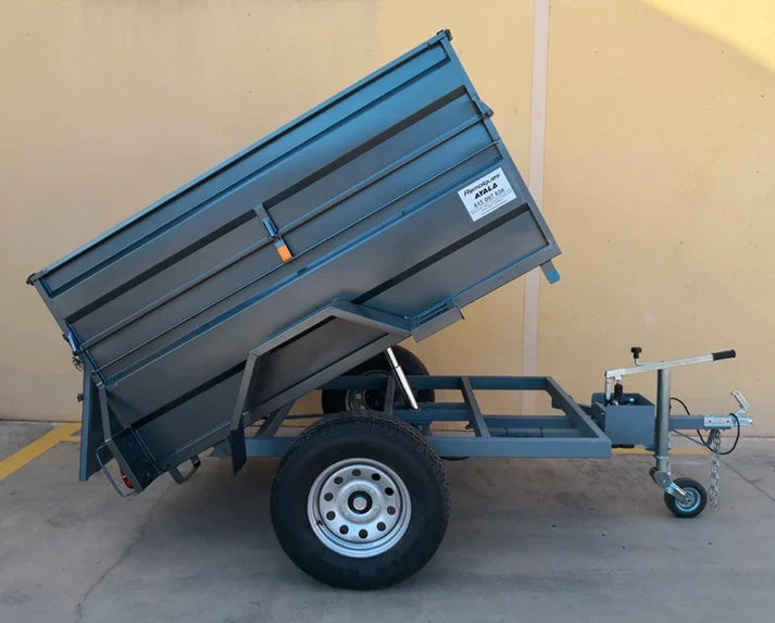 Reboque 4x4 Basculante Hidráulico Manual (Novo) – 200 × 130 × 60 + 35 cm – PBT 750 kg