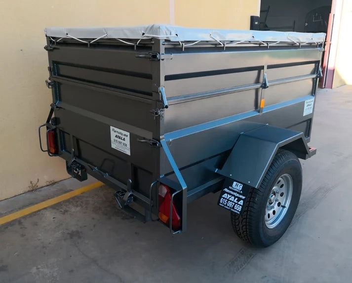 Reboque 4x4 novo com basculamento hidráulico e travão de inércia – 220 × 130 × 60 + 35 cm – PBT de 750 kg