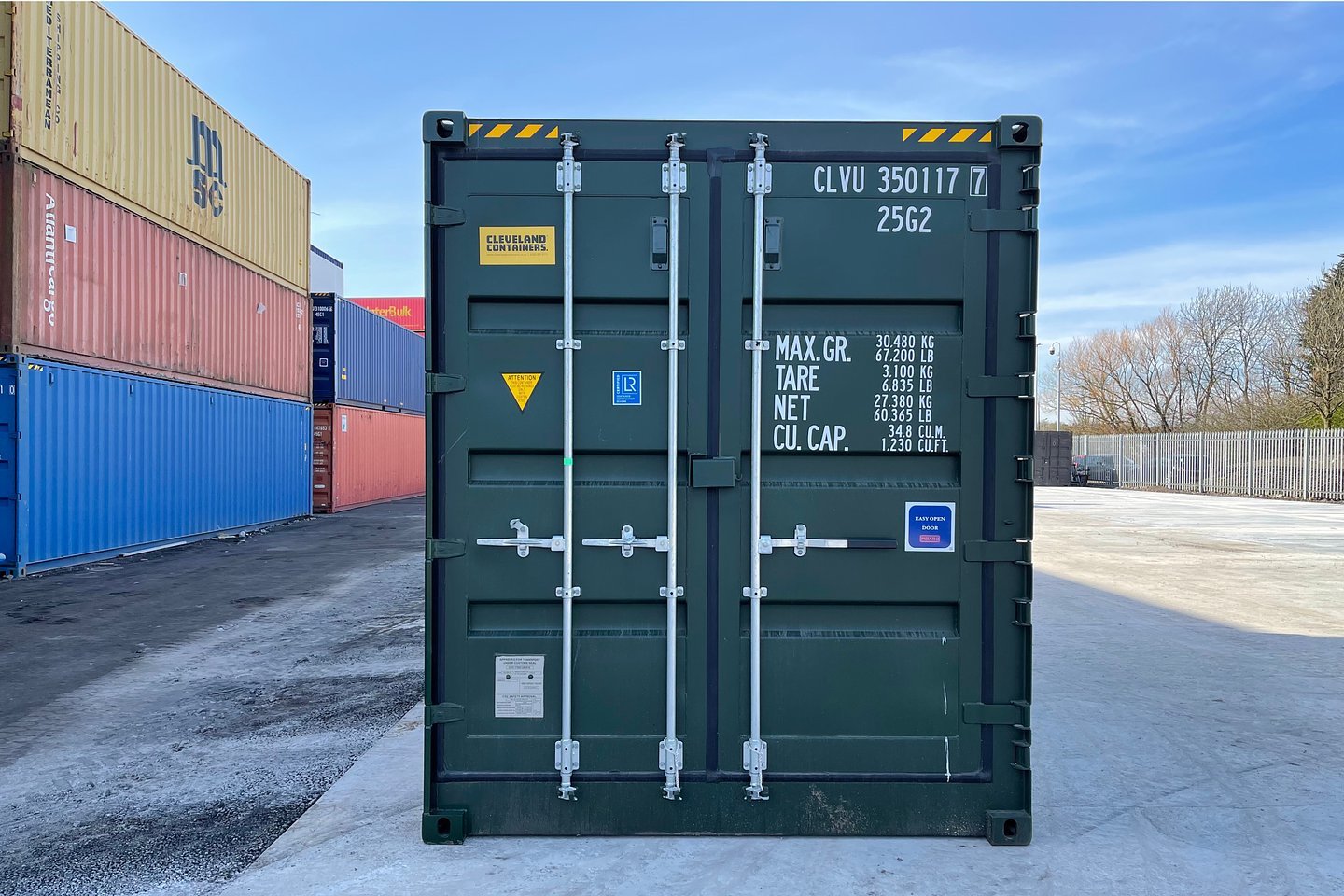 Contentor marítimo novo de 20 pés High Cube (HC) com portas laterais