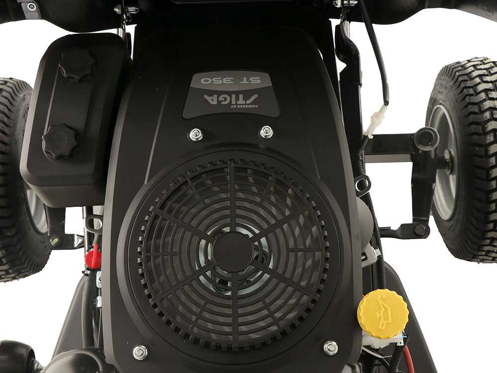 O Alpina AT4 84 A é um trator corta-relva a combustão equipado com um motor ST 350 de 352 cm³