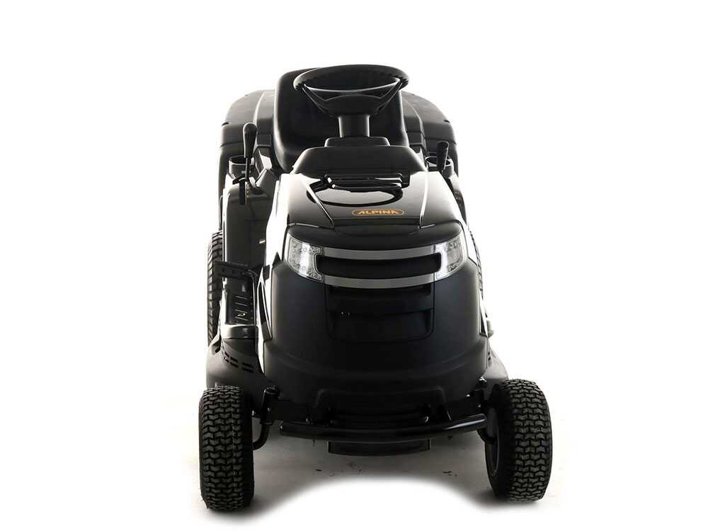 O Alpina AT4 84 A é um trator corta-relva a combustão equipado com um motor ST 350 de 352 cm³