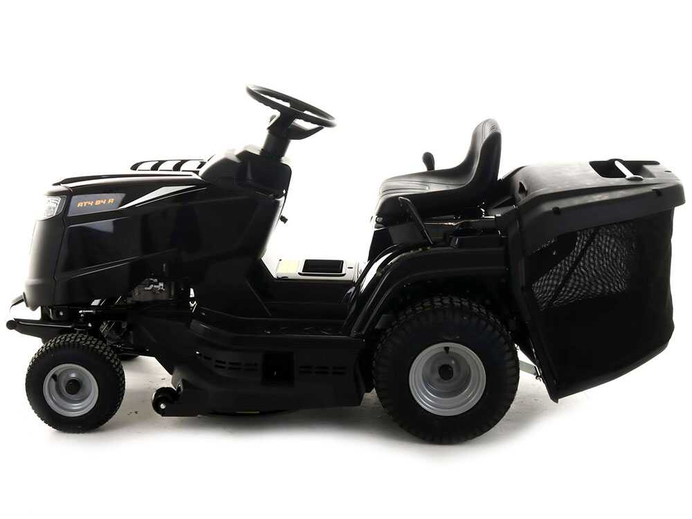 O Alpina AT4 84 A é um trator corta-relva a combustão equipado com um motor ST 350 de 352 cm³